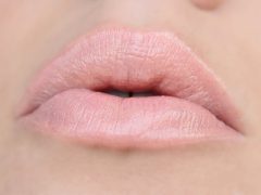 Увлажняющая губная помада: как сделать правильный выбор